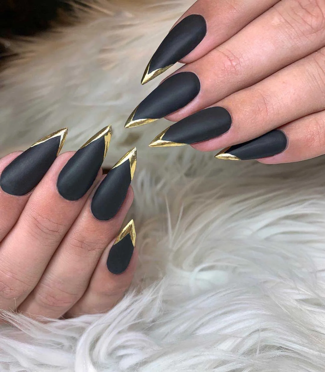 Stiletto Nail Designs