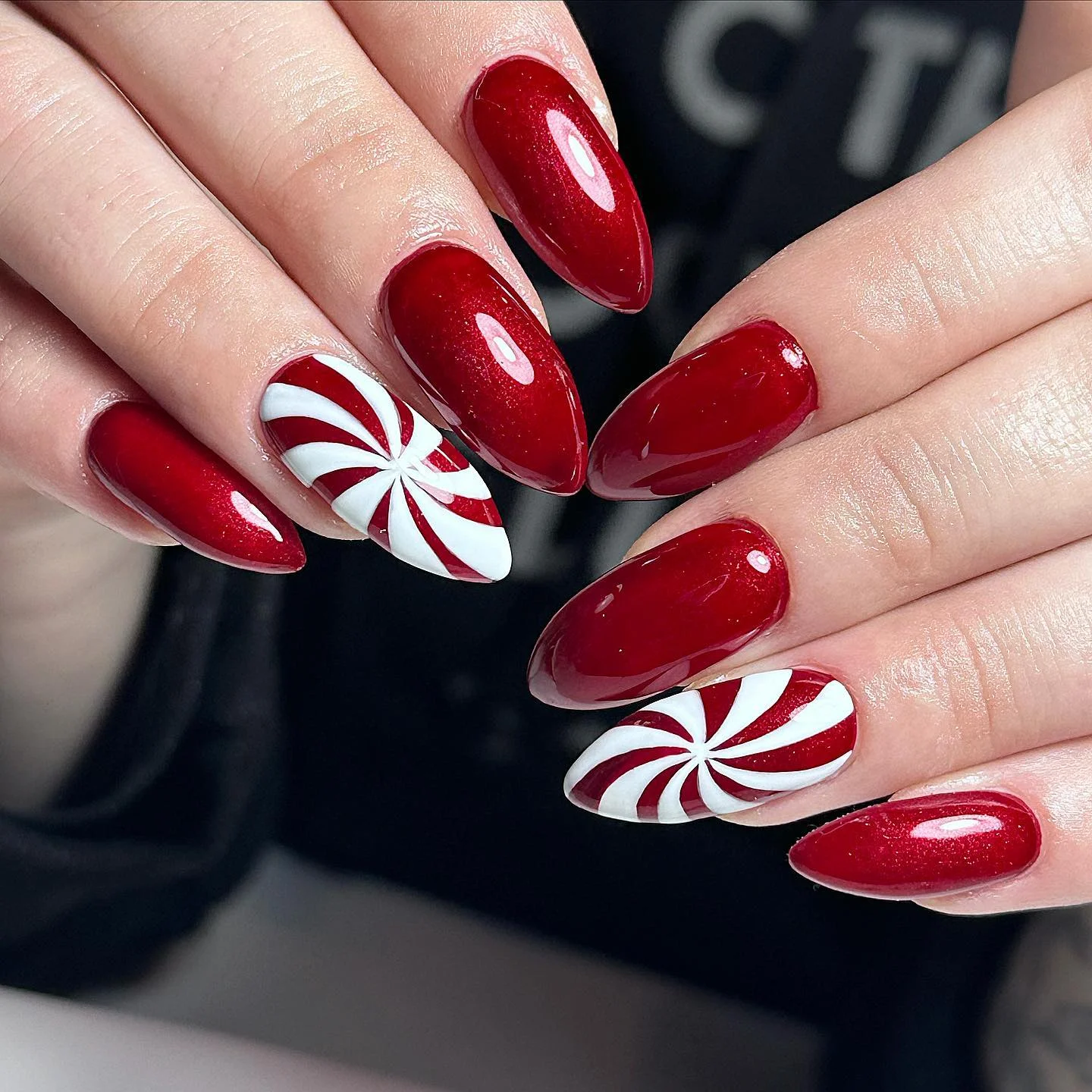 Candy Cane Nail